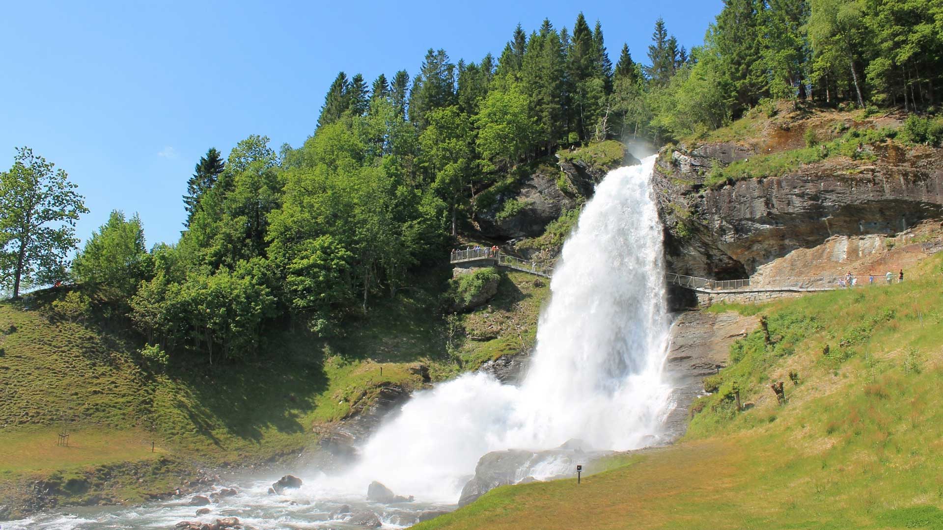 Steinsdalsfossen Steinsdalsfossen